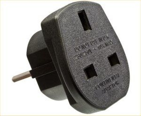 Stromadapter England Steckdose auf Schutzkontakt- Stecker Yung-Li CB-A-Z-9906